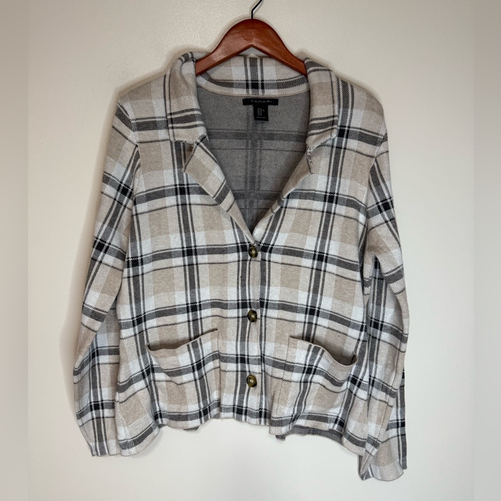 Tahari Plaid Button-Up Cardigan sweater jacket  - Beige & Black size XL